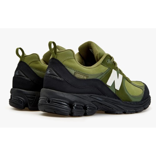 New Balance 2002R Black Green (Зеленые)