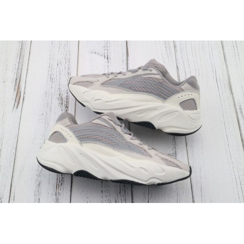 Adidas Yeezy Boost 700 Р»СѓРє